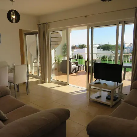 Apartment Penthouse - «condominio Costa Cabanas» Com Piscina Em