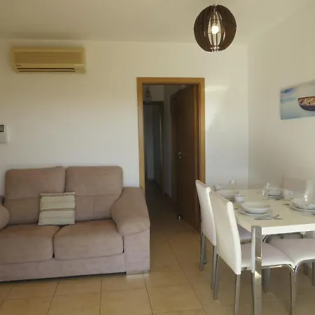 Penthouse - «condominio Costa Cabanas» Com Piscina Em *